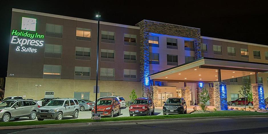 Holiday Inn Express & Suites Dayton North - Vandalia By Ihg Εξωτερικό φωτογραφία